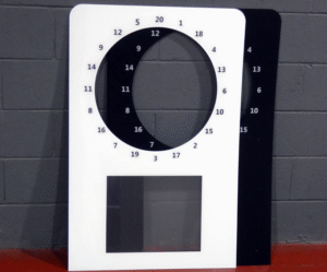 mtcP2-300x249-1.png Metacrilato LED puerta