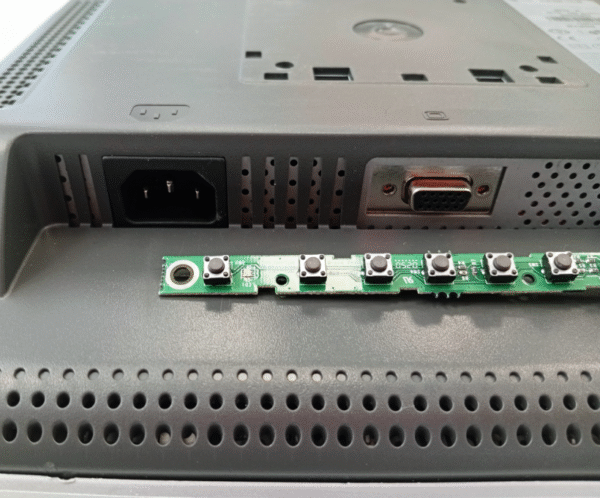 monitor15inc2 Monitor 15inch 4:3 220V Reacondicionado